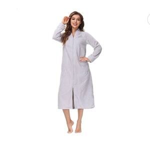 INK+IVY Women's Embossed Front Zip Fleece Robe Size Large NWT